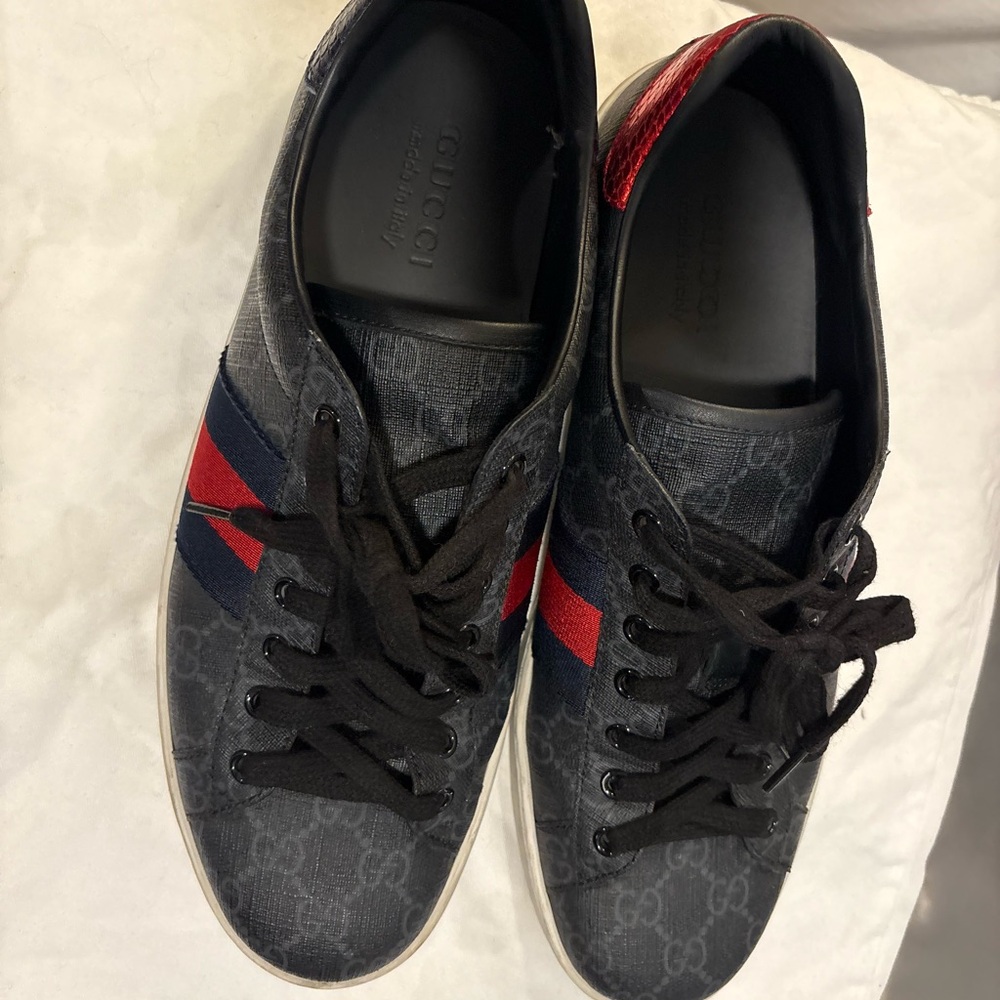 Gucci Ace GG Supreme Men’s Sneakers Black Red Blue Size 9.5